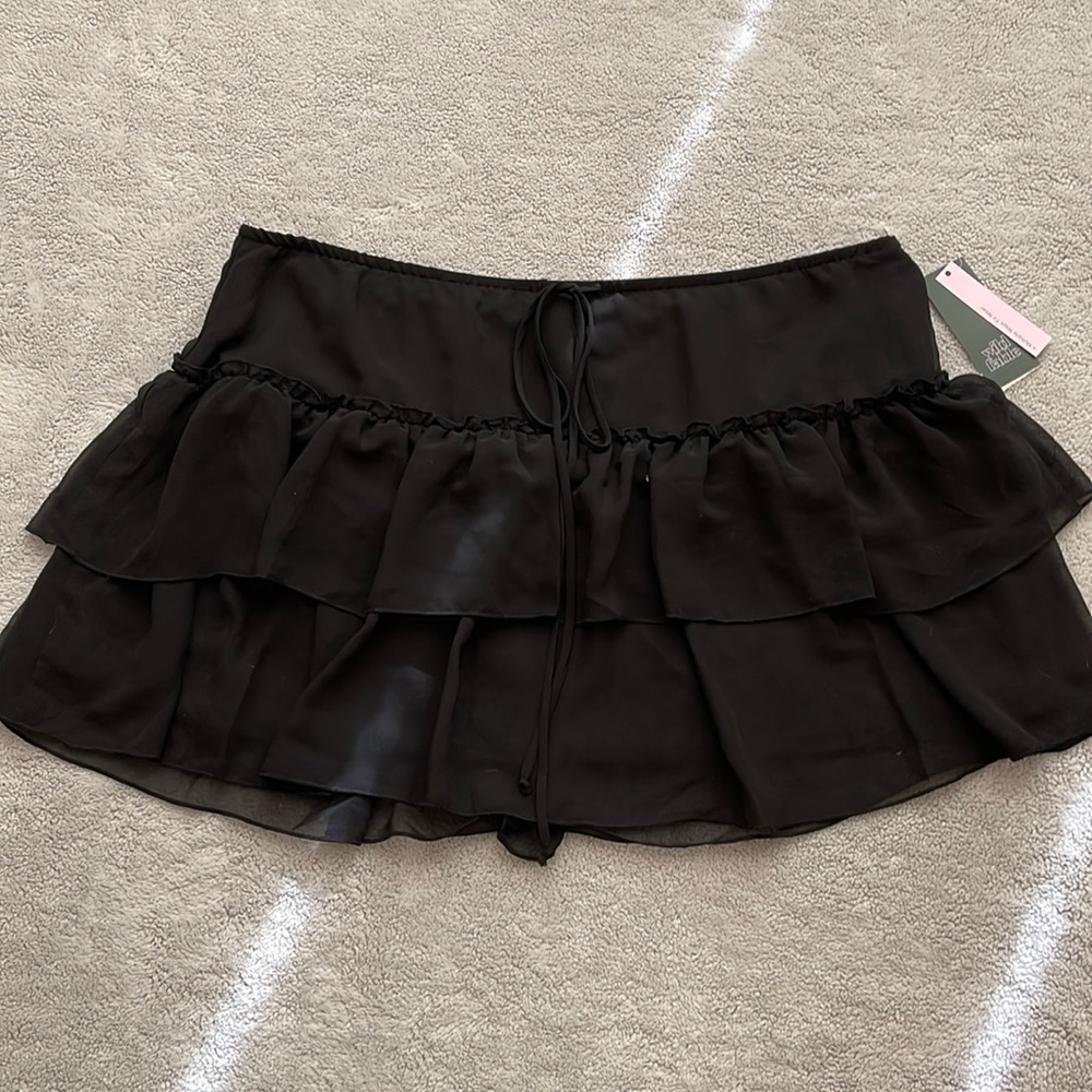 Black mini skirt